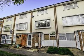 2 bedroom Maisonette...